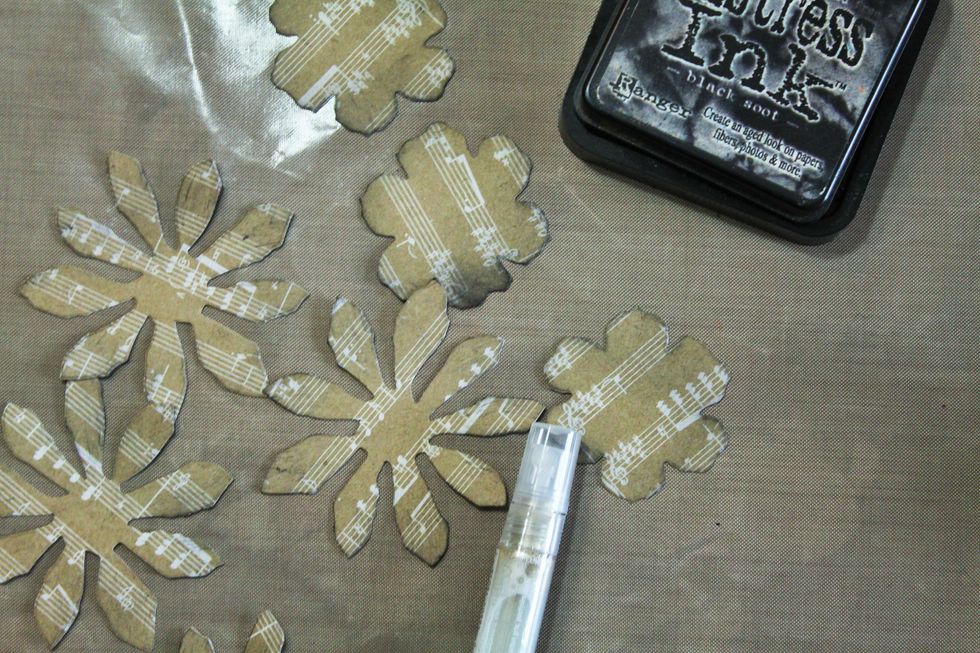 Ink the edges with Black Soot.