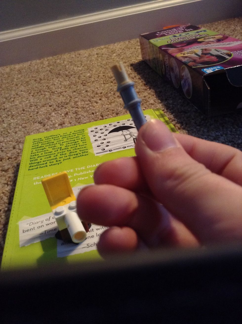 Insert those two pieces as so.