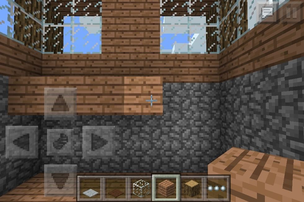 Inside the house start. Building the ceiling on the 3rd cobble block upwards.