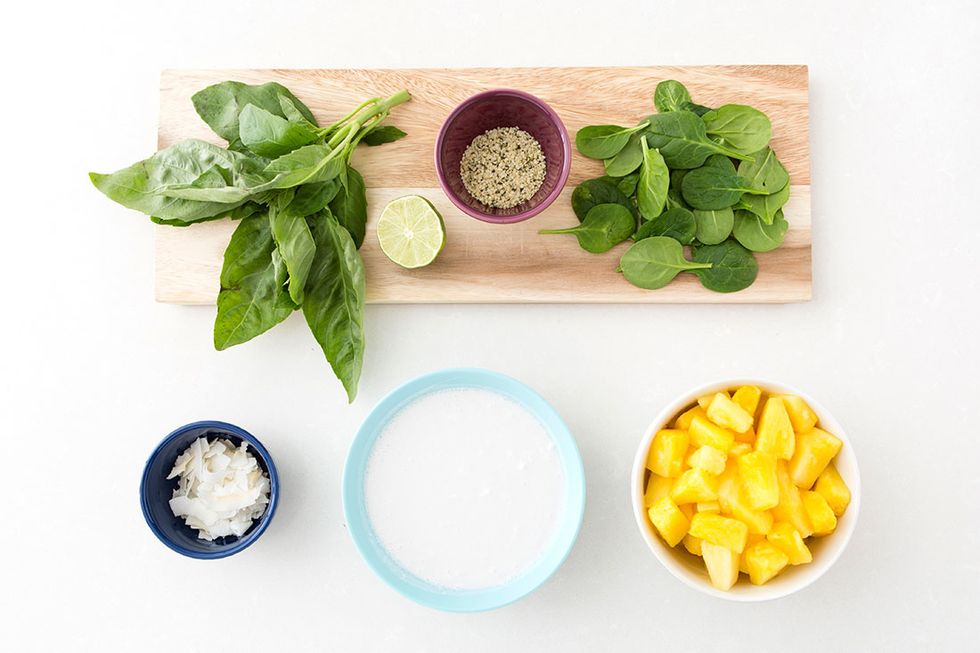 Inspired by the combo of dark chocolate, pistachios and strawberries, we created an herbaceous smoothie designed to pair perfectly with Curate's Irresistible Dark Chocolate bar.