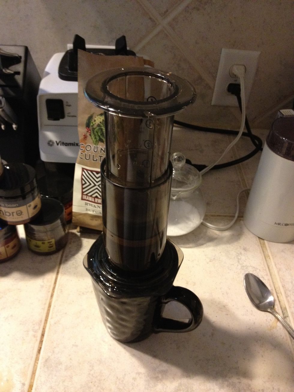 Invert Aeropress.