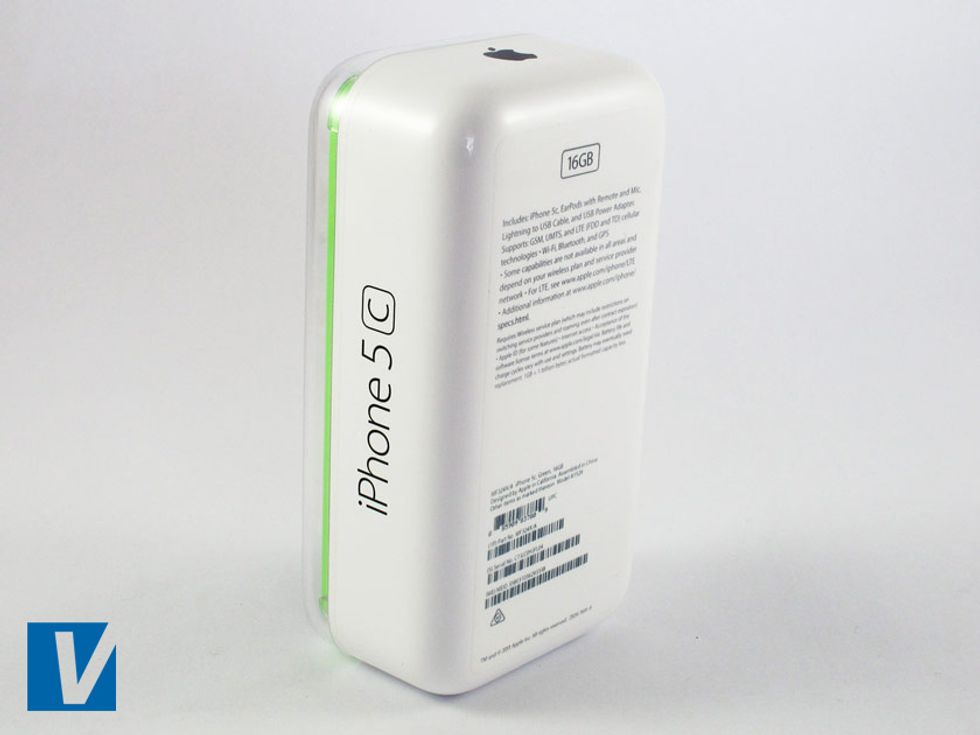 iPhone 5C's come in a plastic retail box. Pay particular attention to the printing quality of the type and barcodes as well as the overall finish quality of the packaging.
