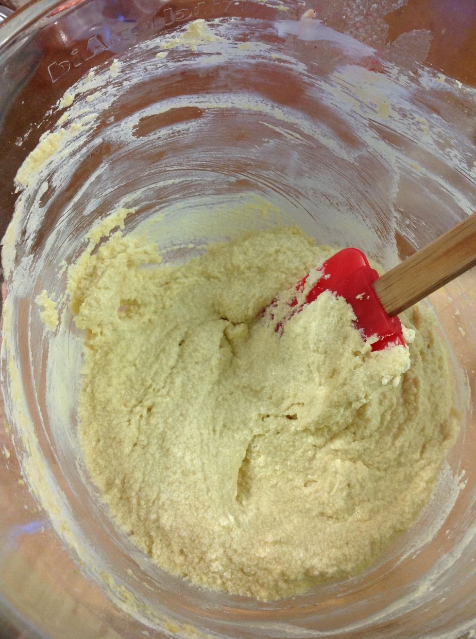 It looks like this, as you can see there are little spots on my batter. (It was starting to separate, trust me, when that happens, you'll notice)