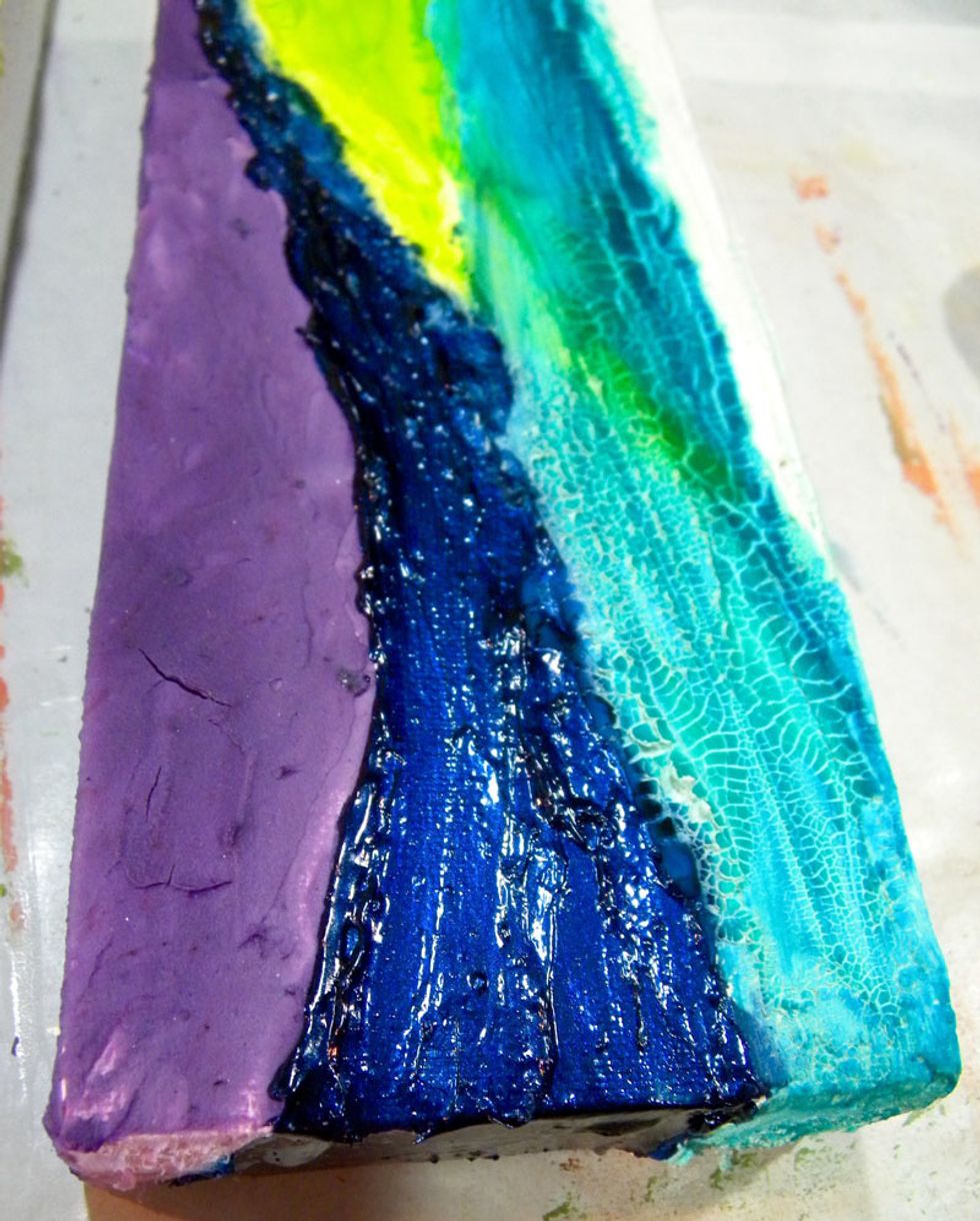 It must have been the ratio of paint to medium that made it not crackle, since I have used it before with success.  Look at how the Blue Topaz Gemstones shimmer!