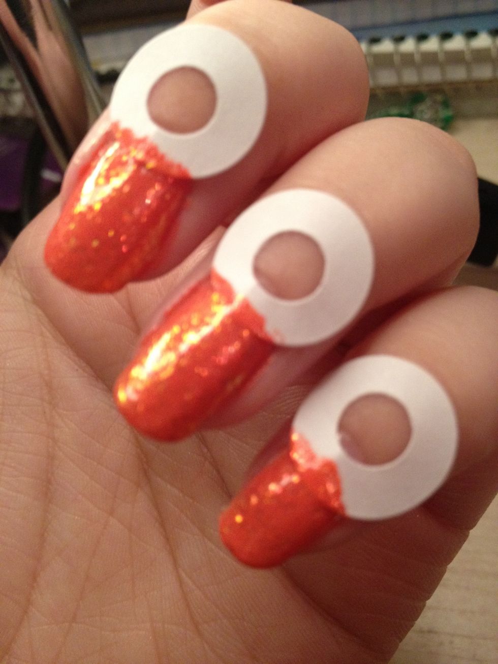 It really compliments the coral color as well because of the coral flecks