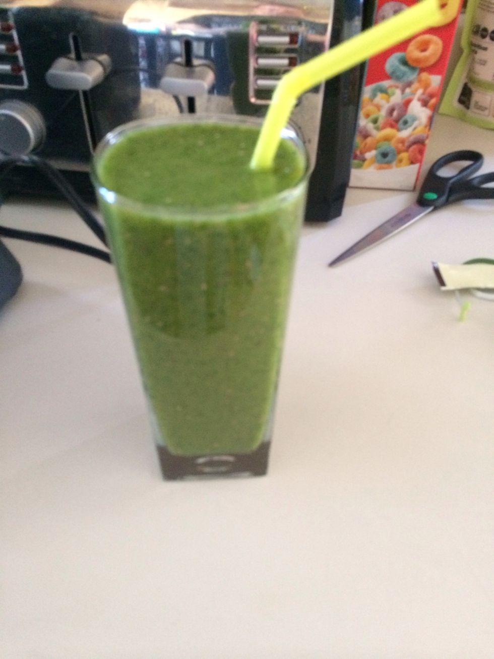 It's Around 500 calories, so it's perfect meal replacement, can make the night before and put in fridge for on the go breakfast