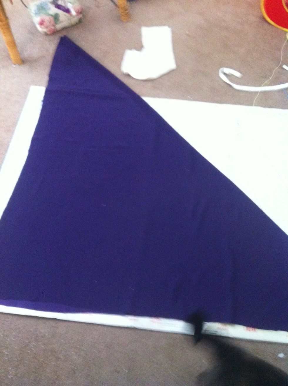 It's been years since I've made my own bias tape do I'm struggling a bit here. Abby is really not helping. Going to press the fold & start making my parallel lines. Wish me luck