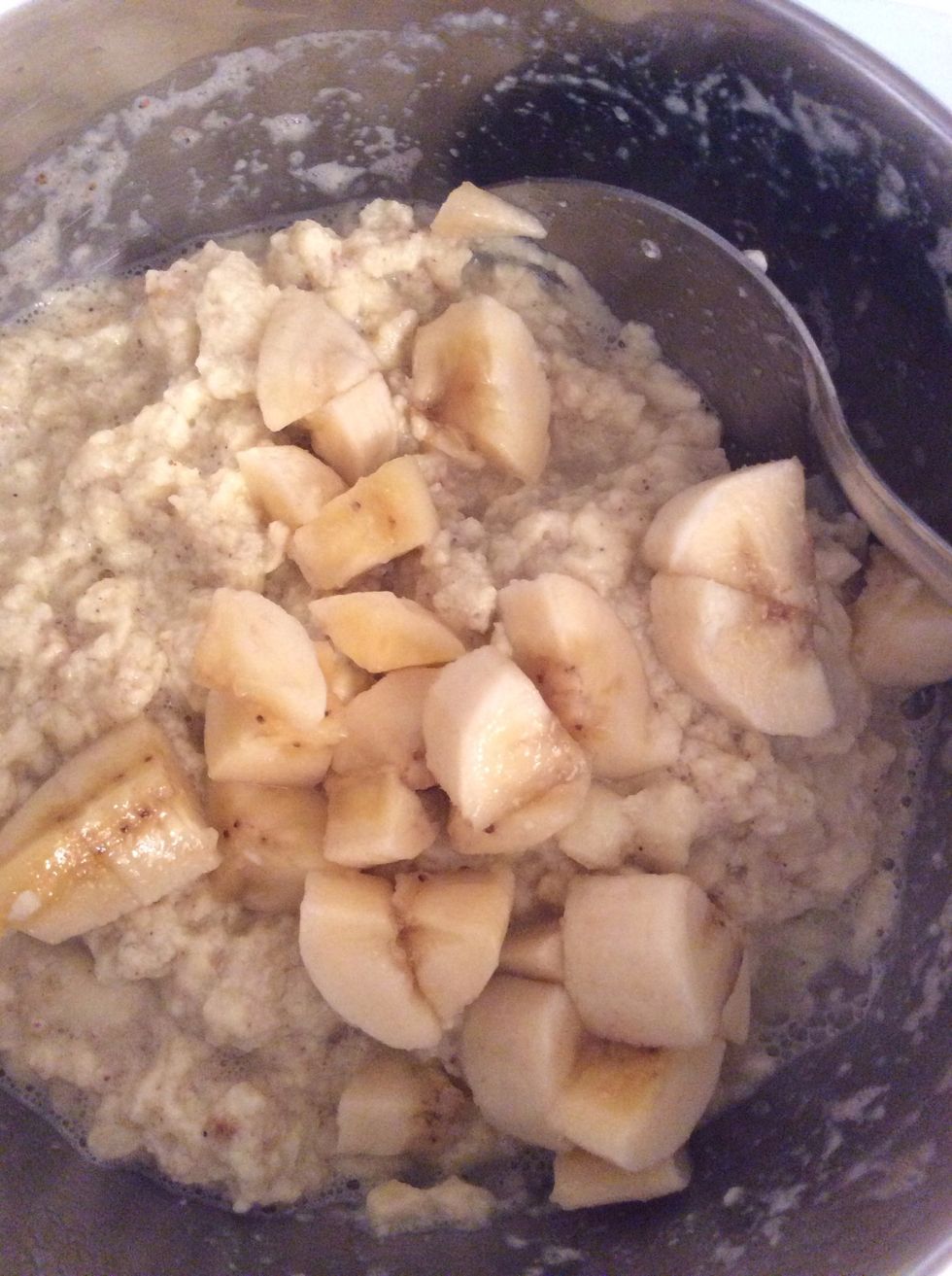 It's coming together! Just stir it together and turn off the heat. If you cook it for too long at this point the banana chunks will start oozing out a sweet liquid.