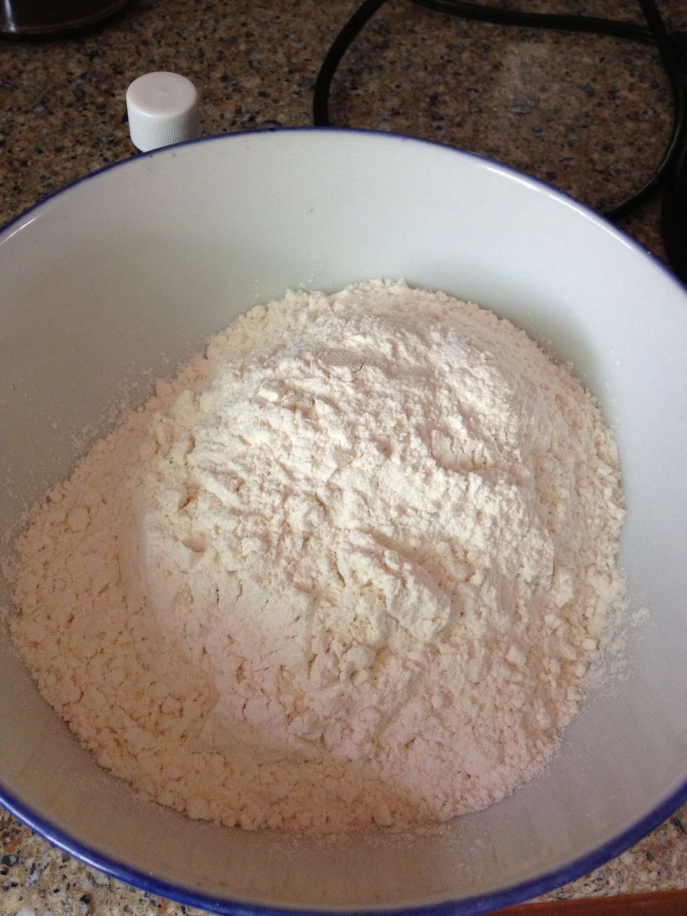 It's now ready for the baking soda.