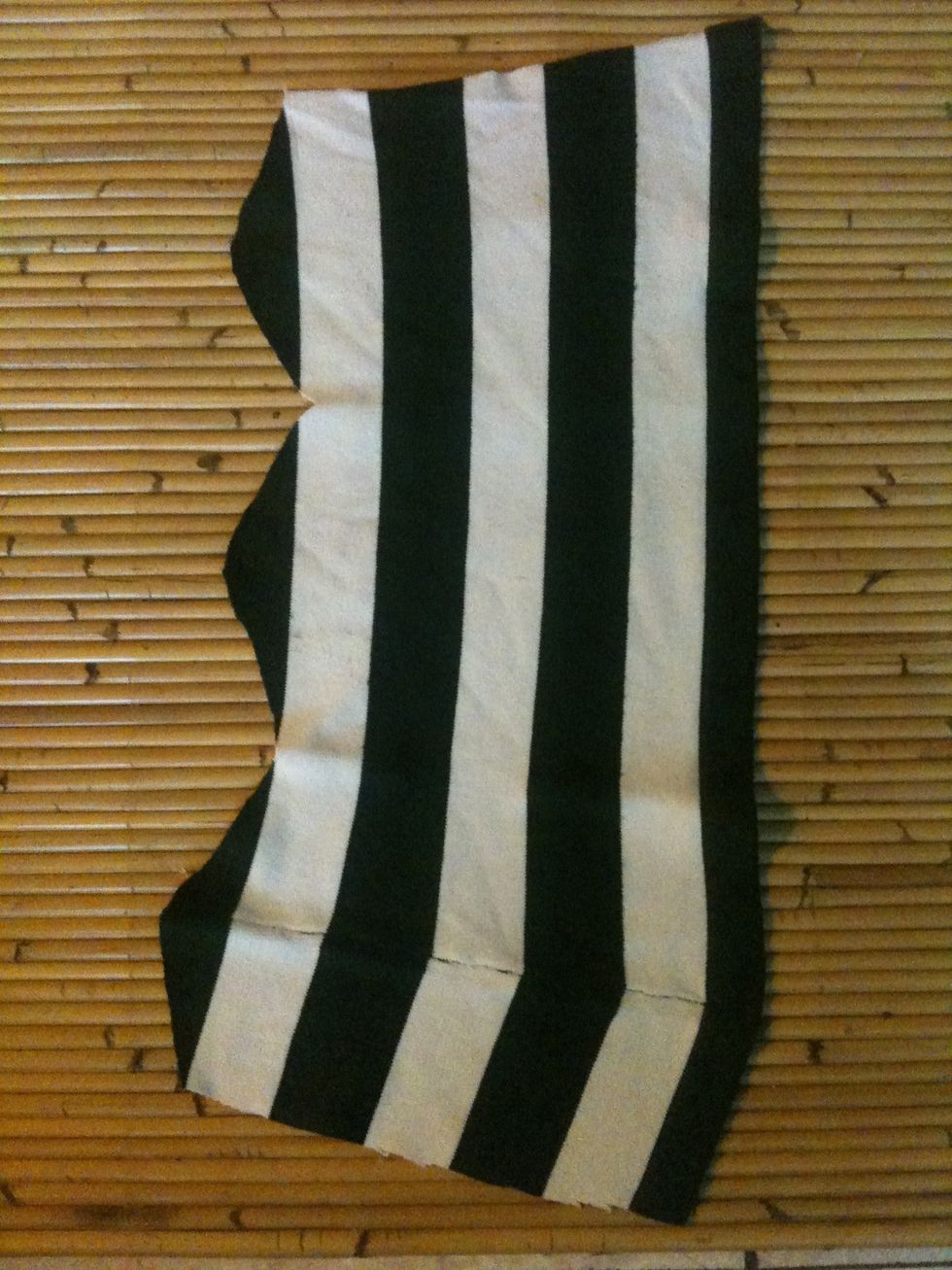 It should be like this when you open it (it looks more like a triangle :p)