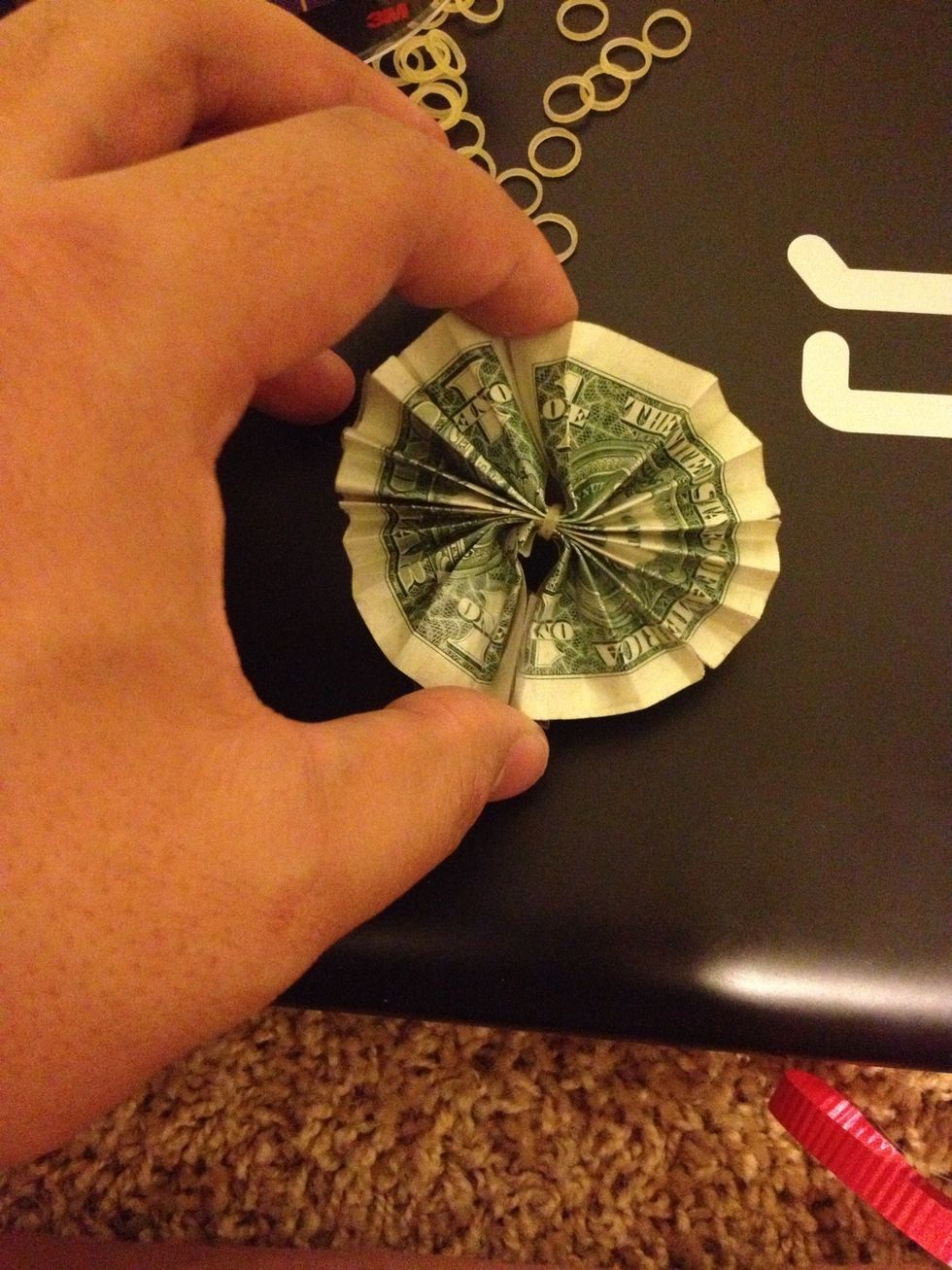 It should look like a flower