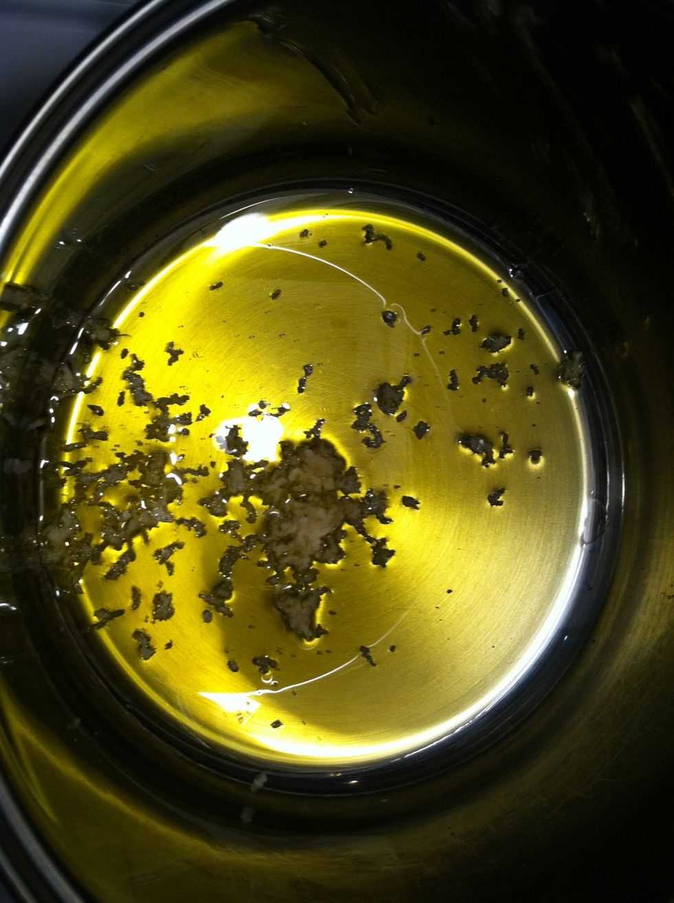 It should look like this after all garlic is pressed.