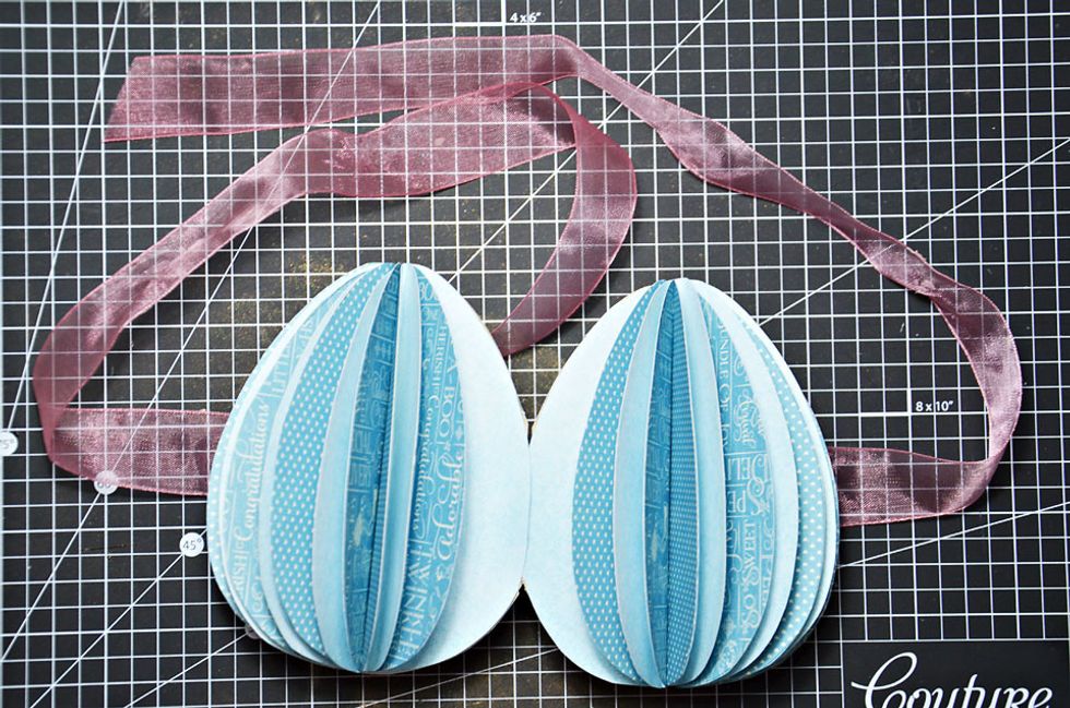 It should look like this from behind when it is opened.