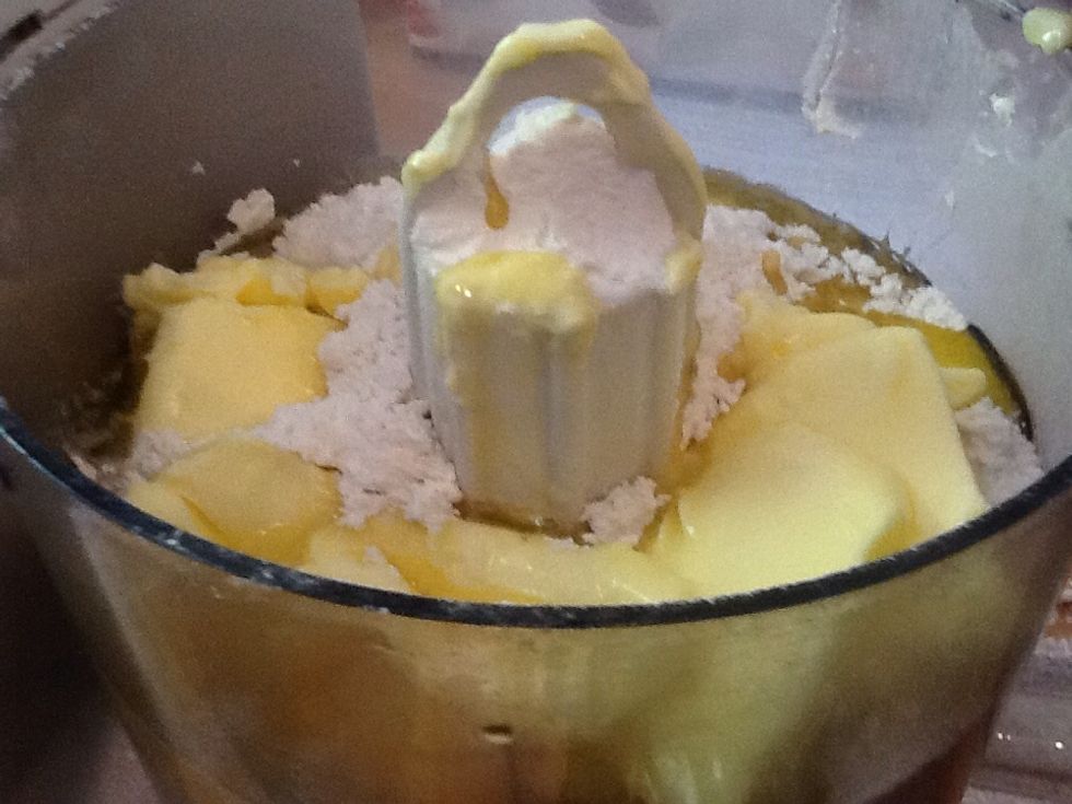 It should look like this in your bowl or maja mix