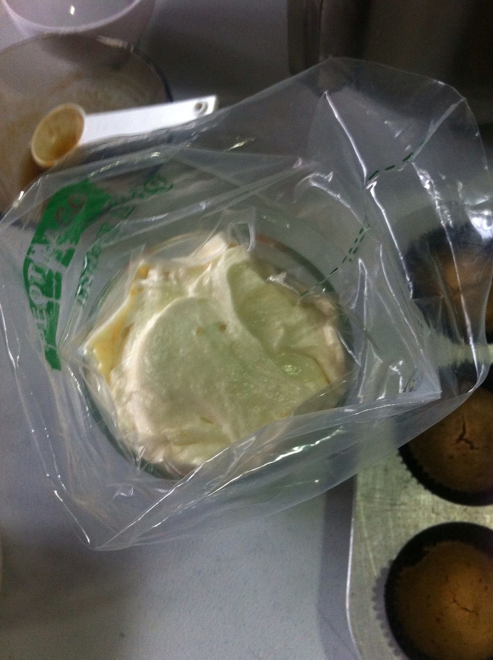 It will be like this once you pull the sides of the pastry bag around the glass mouth. Then you can have enough space to fill with frosting.