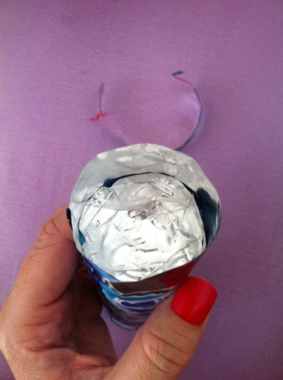 It will help to protect the first cookie that usually gets soft... Ew. Well, it will look like this.