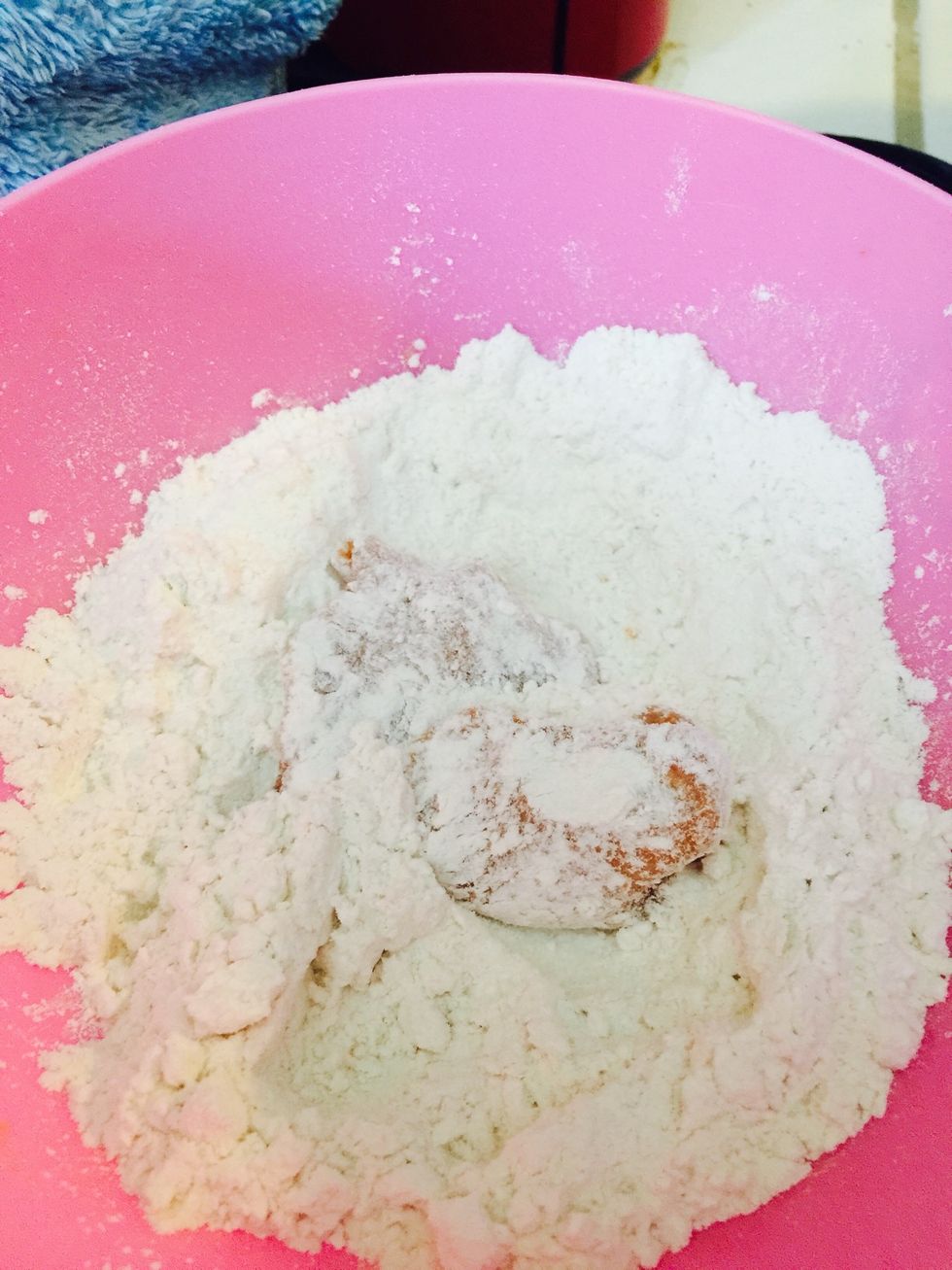 It will look like this. Not too much flour