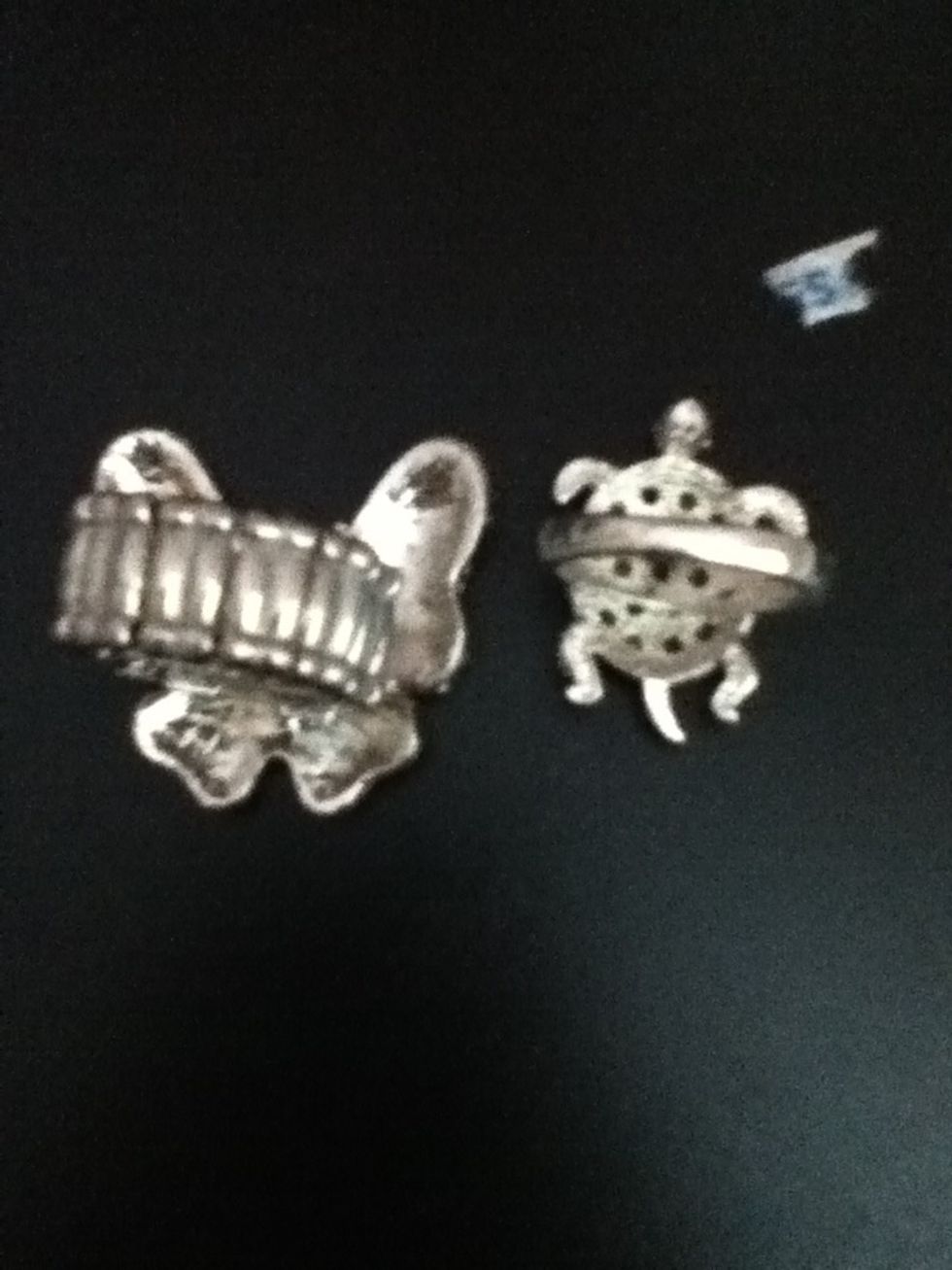 It will work on a stretch ring or a regular ring.