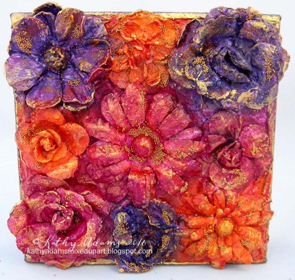 It would be fun to make another one using a different color scheme. Blues and greens, yellows and greens, or even neutrals.