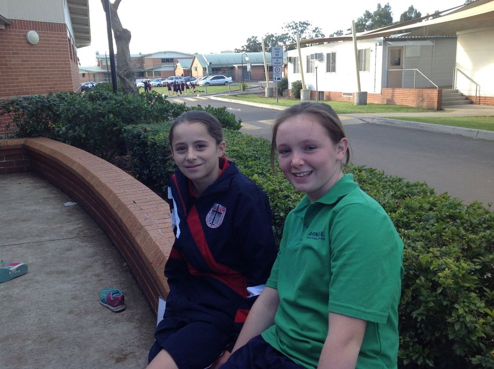 "Je suis content" means I am happy\ud83d\ude00