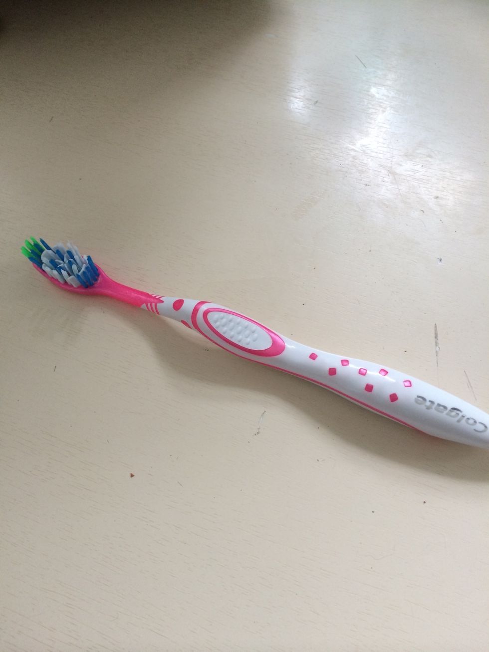 Job 1 - use as toothpaste or teeth whitener . Your need your tooth brush