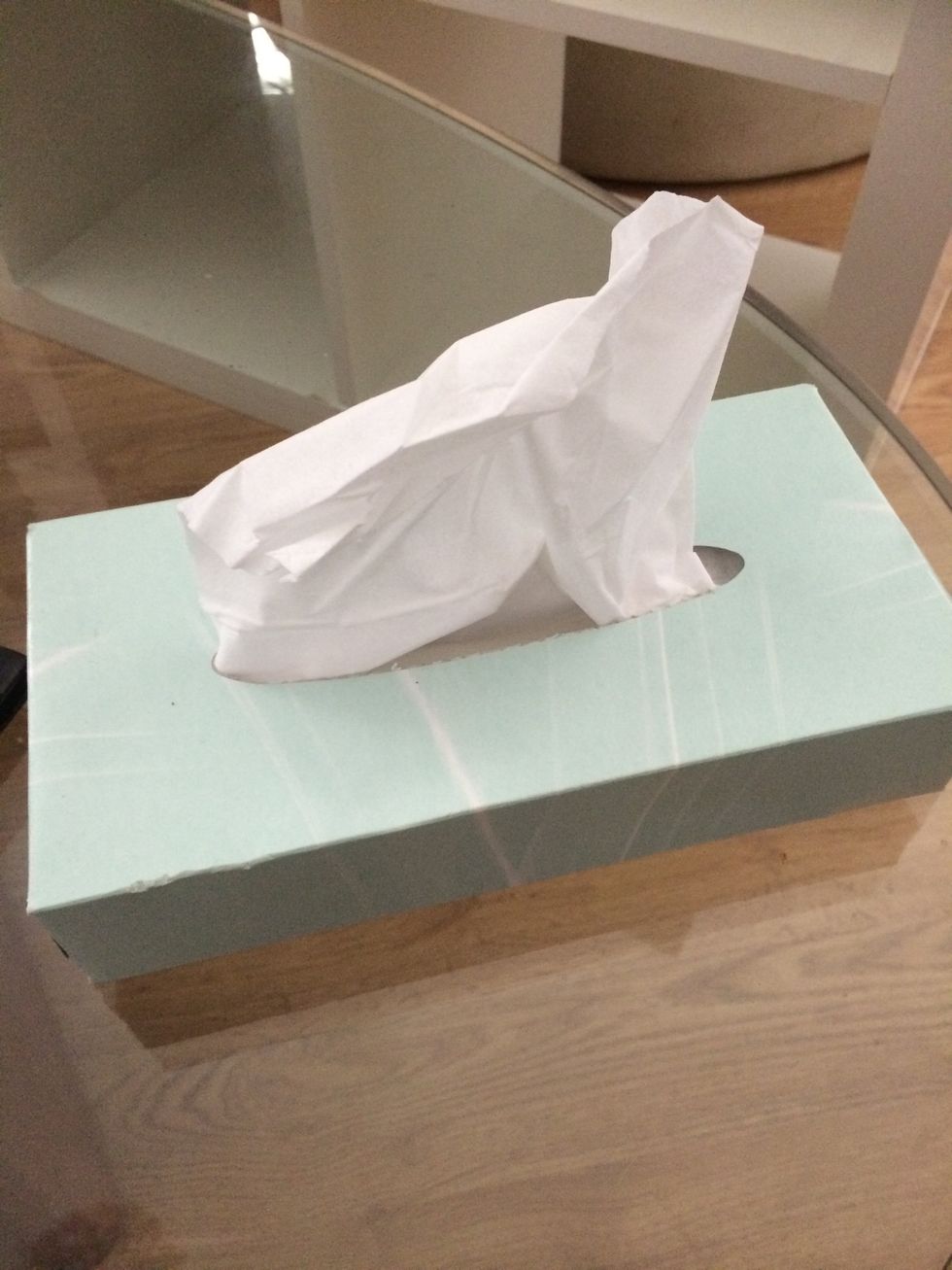 Job 10 - fight colds & flu's. Some people believe that when taken internally, the soda can help maintain the pH balance in your bloodstream.This is likely the basic premise behind its recommended uses