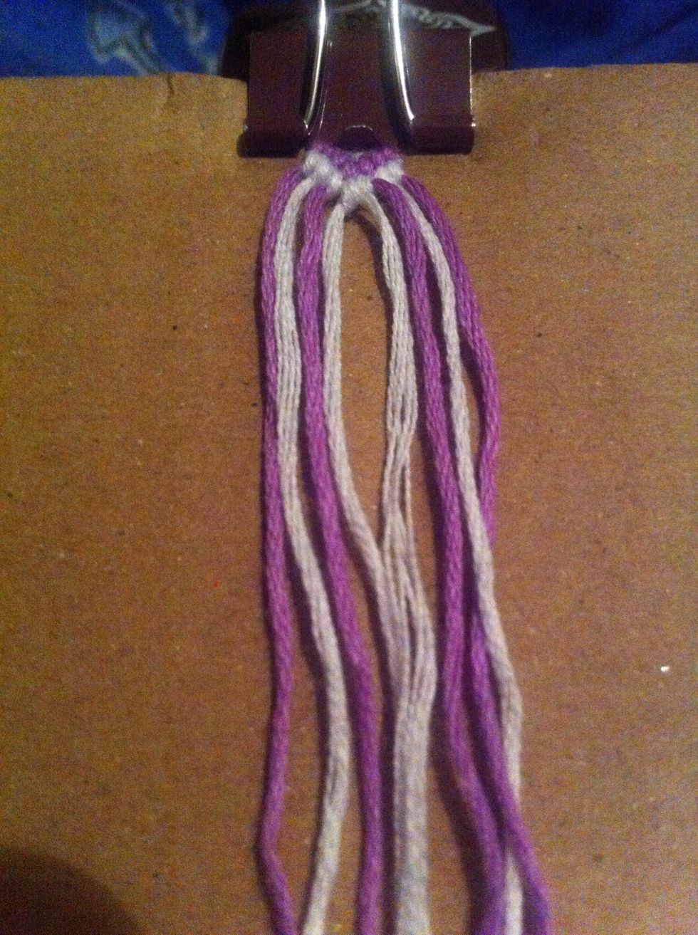 Join the middle with a 4ward knot.