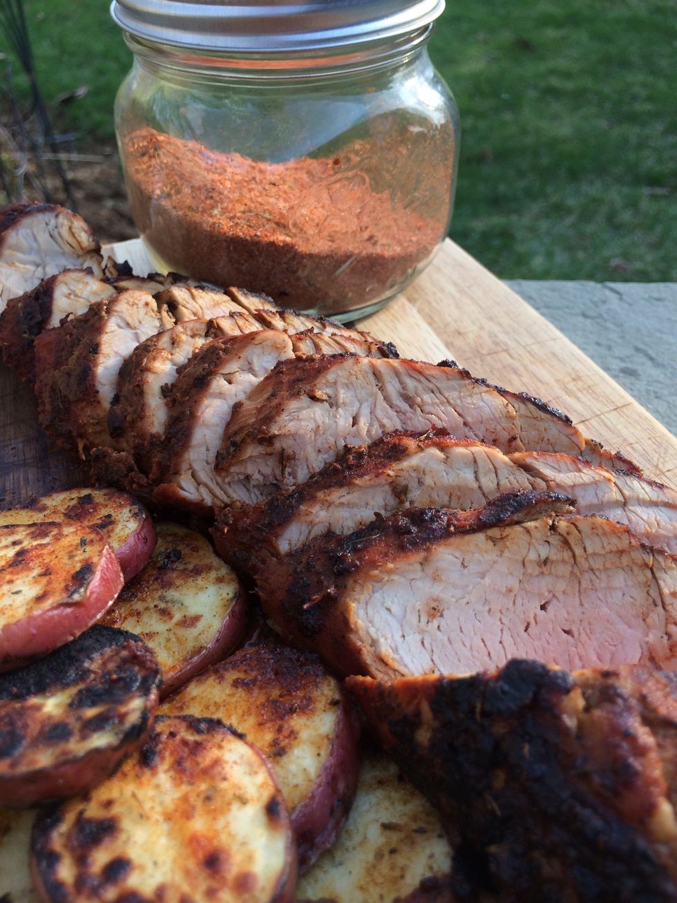 Juicy and tender! Great together with grilled potatoes and asparagus. This BBQ rub also goes great with chicken and other cuts of pork! Enjoy!
