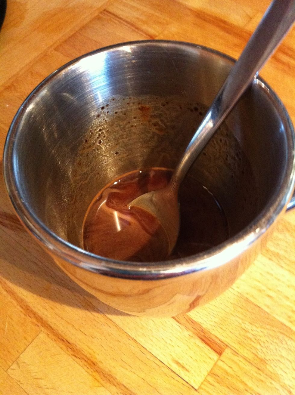 Just before serving mix 4 tsps of Bisto with 30ml cold water and add to the mince mixture to thicken it.