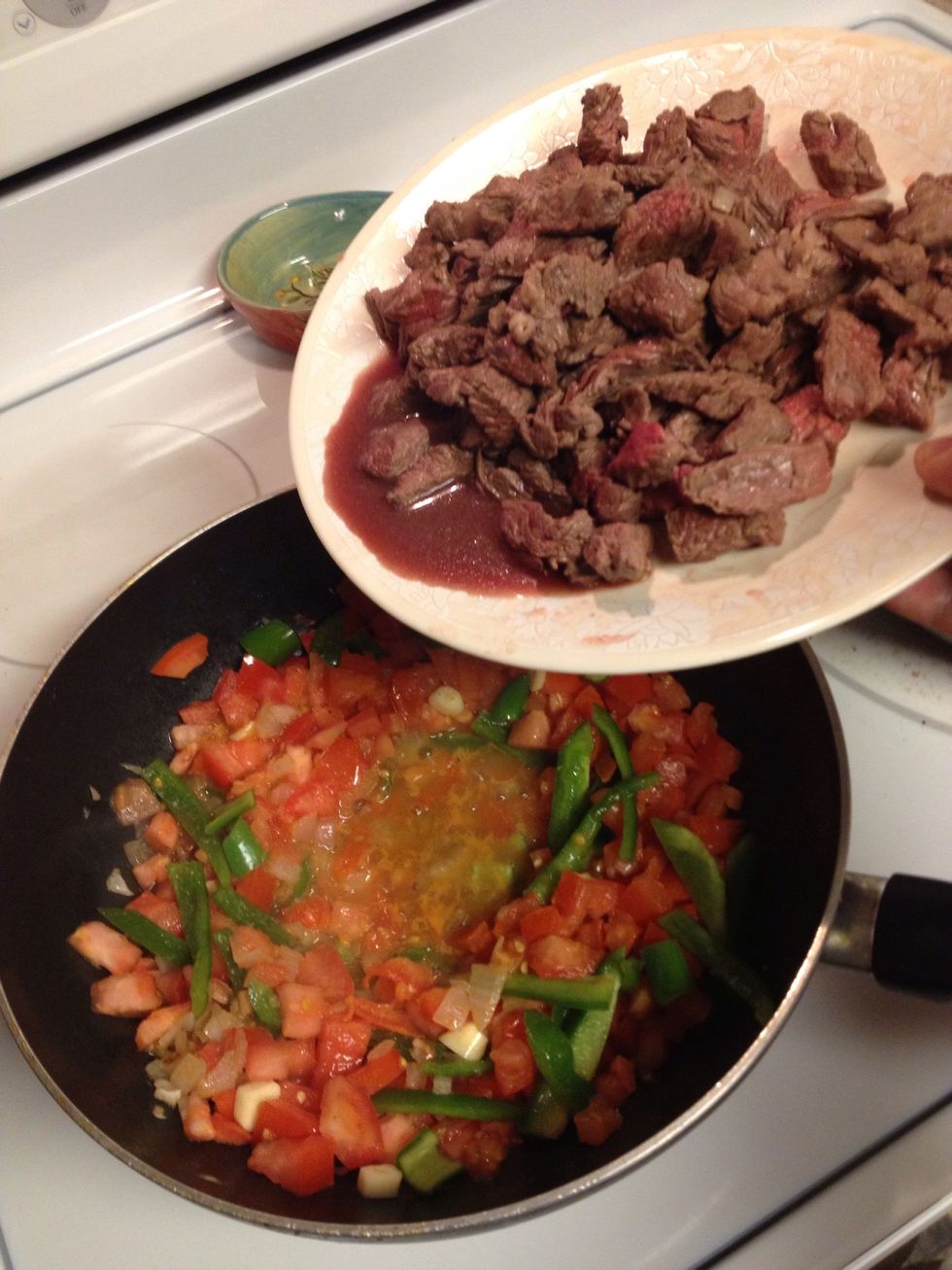 Just do a little hole on the center to add the meat there