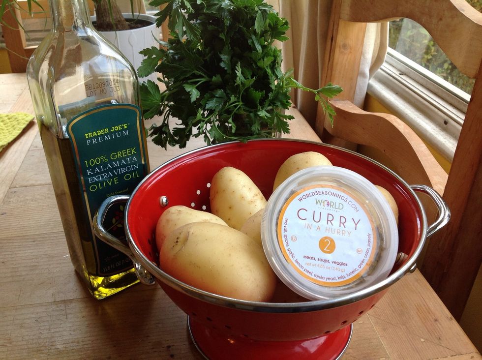 Just like our other recipe for French Potatoes, 4 simple ingredients is all you need! Only difference in recipes is the seasoning blend. We make 9 blends so you can make these 9 different ways!
