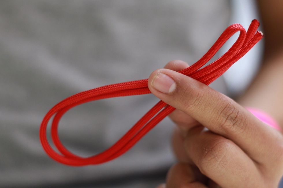 Just need some paracord or any type of rope.