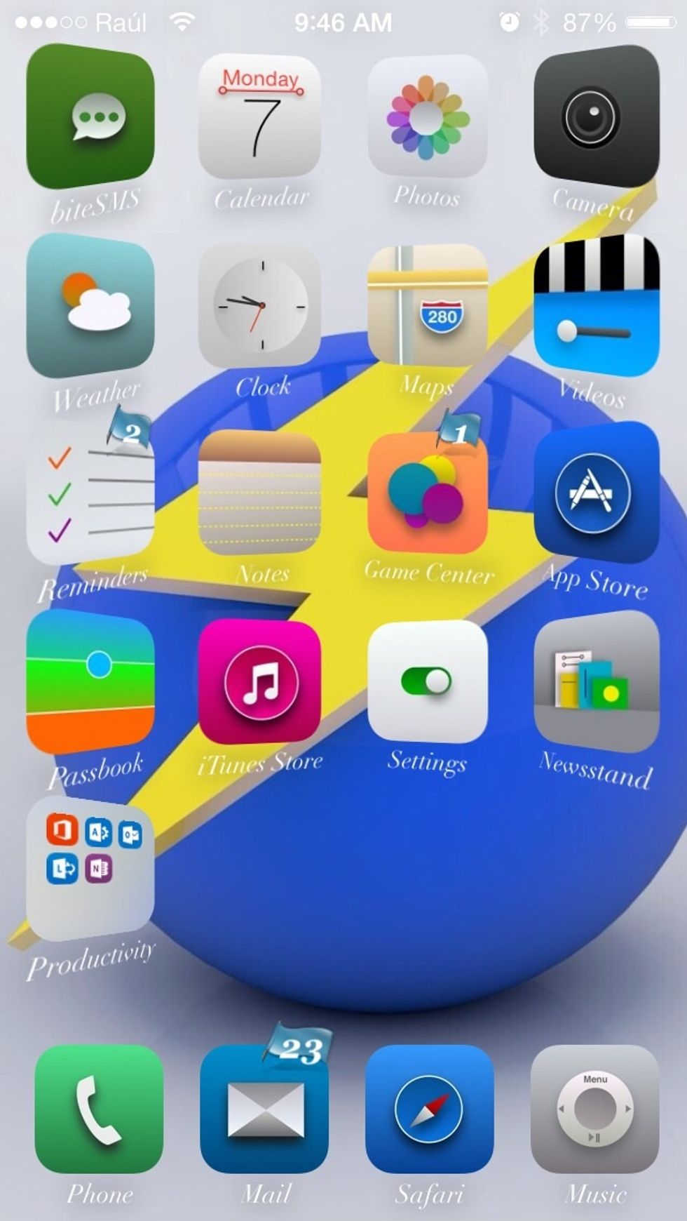 Just screen shots from my iPhone 5s jailbrake I will be adding more photos and tweaks depending the request .