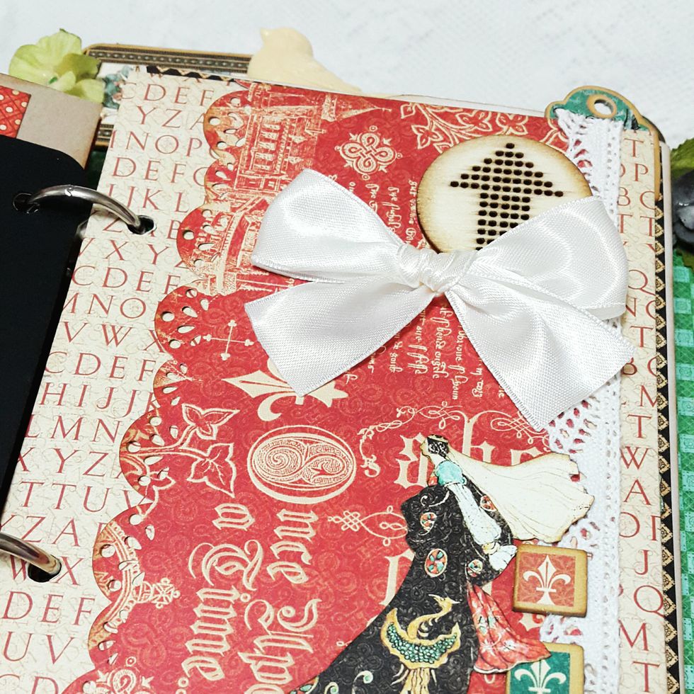 Just too cool to add more wooden embellishments and bow onto the front of the envelopes