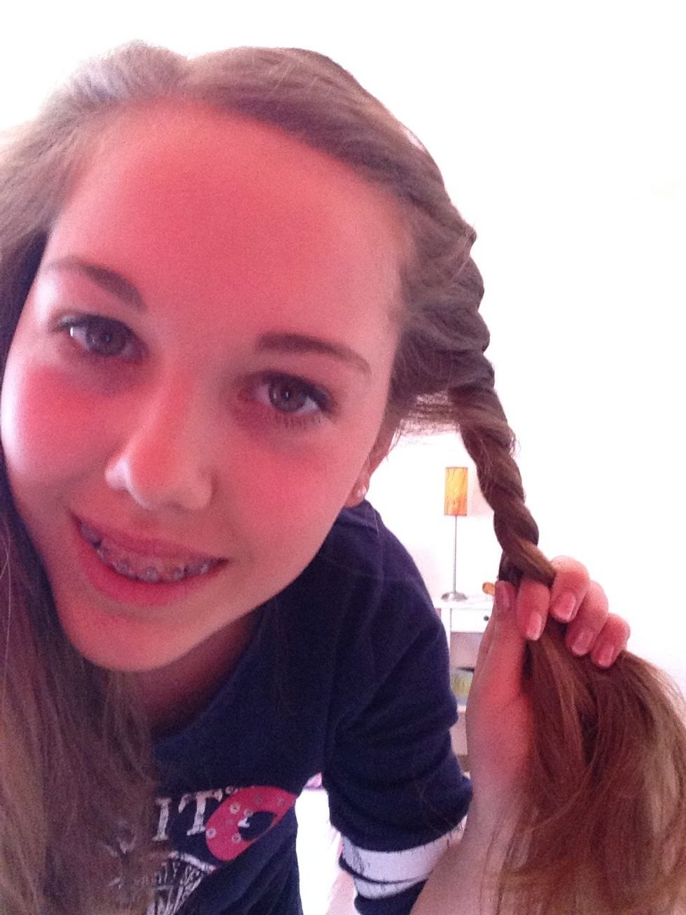 Just twist the end by crossing the pieces over each other