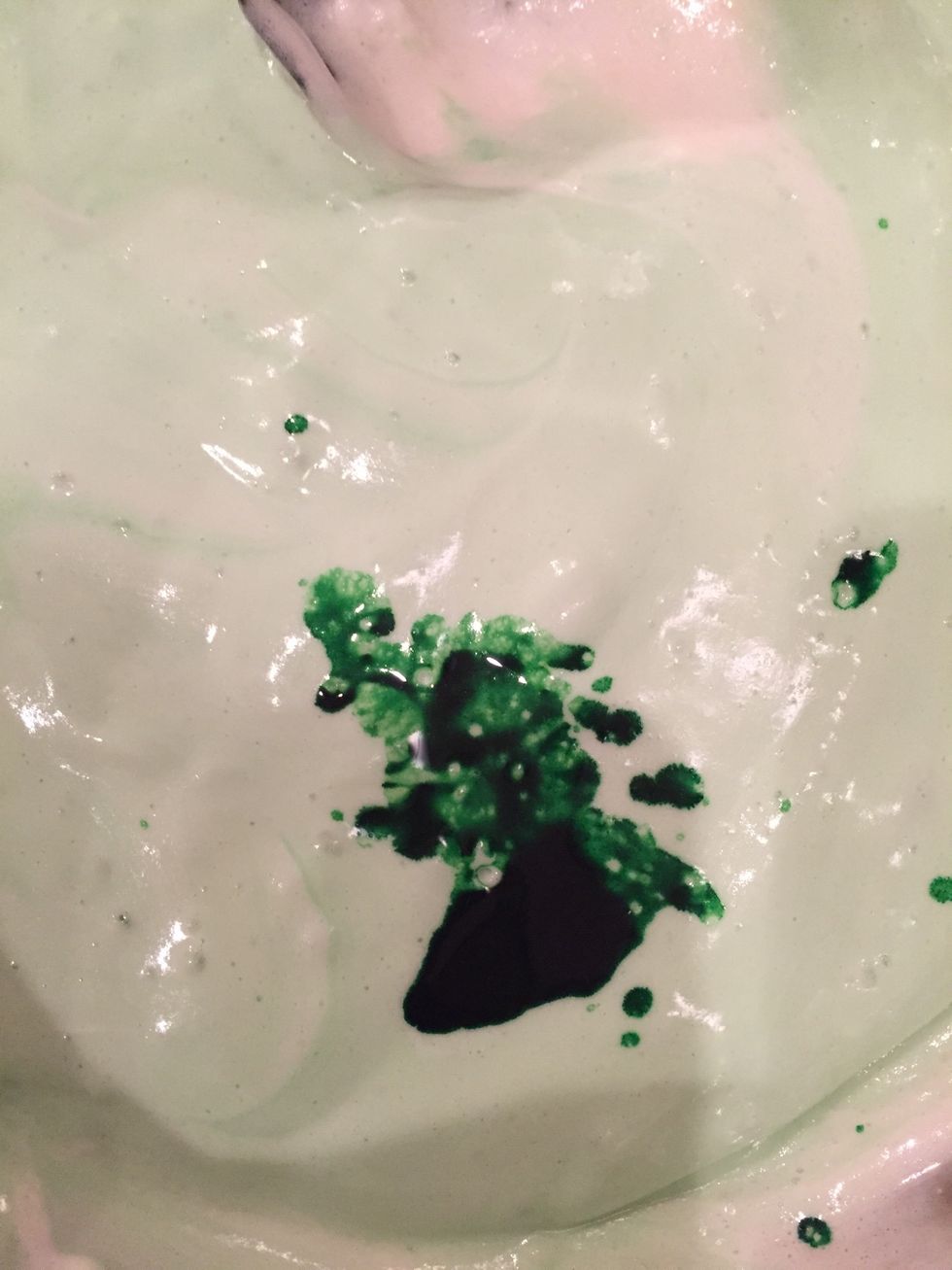 Keep adding a few drops until you get the green color you want for the rind.