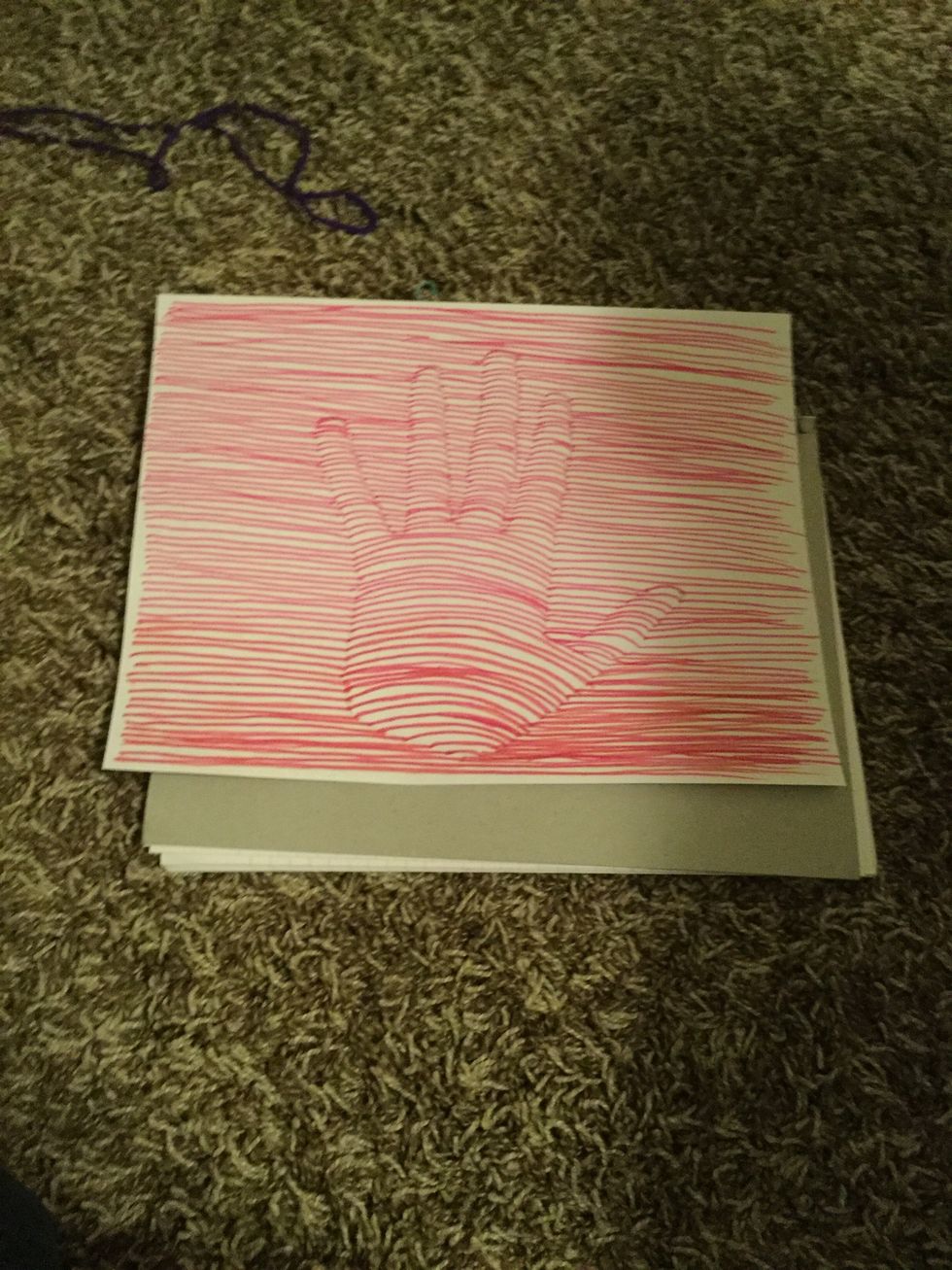 Keep going until you reach the end of all of the fingers. Then only draw straight lines. There we go! Now (optional) erase the pencil marks.