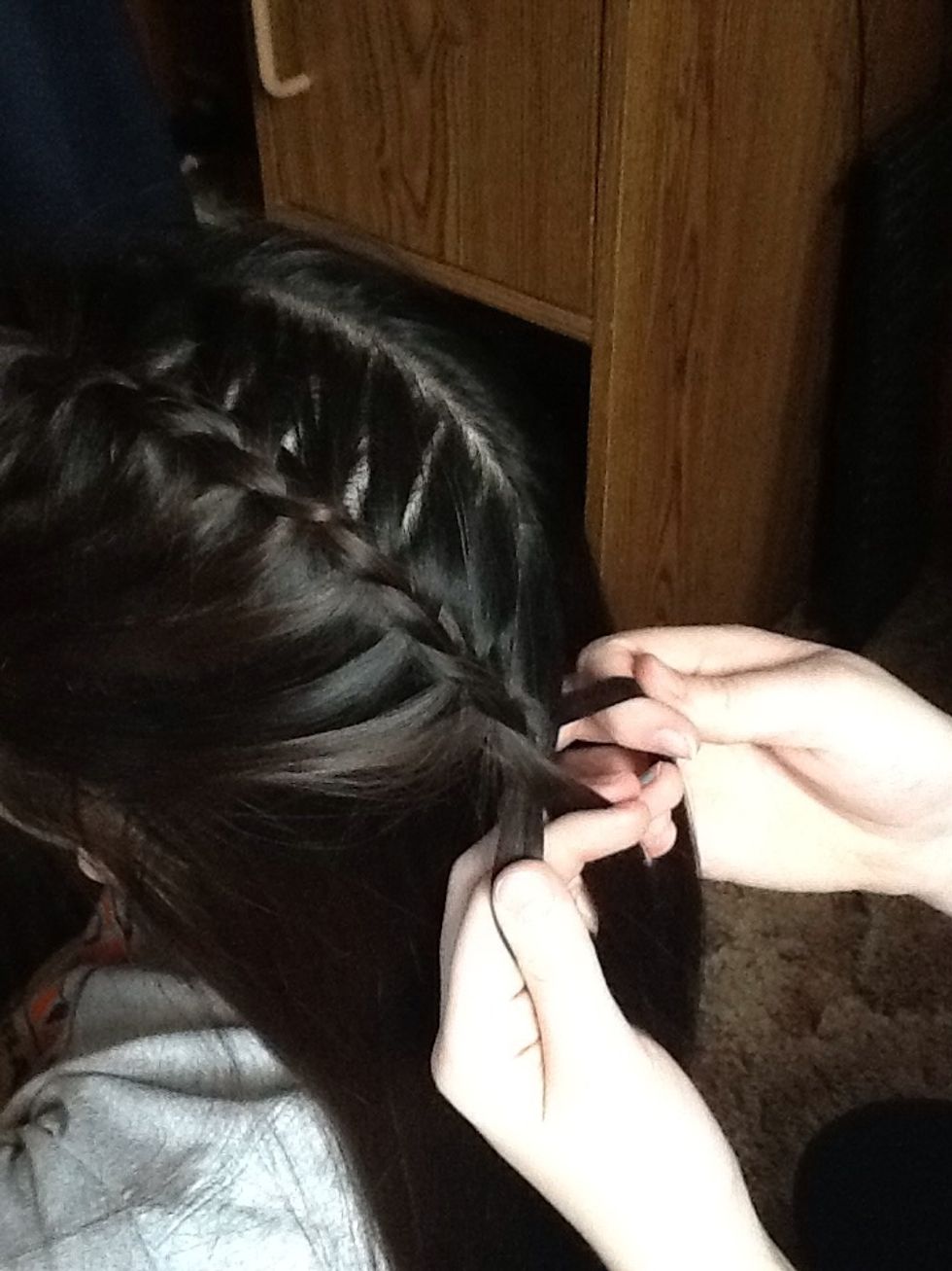 Keep on repeating this pattern until you get to the back of the head.