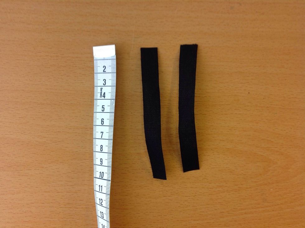 Klipp 2 bomullsband 10 cm l\u00e5nga.