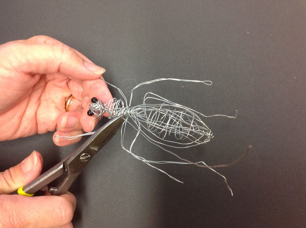 Klipp av tr\u00e5d\u00e4nden.