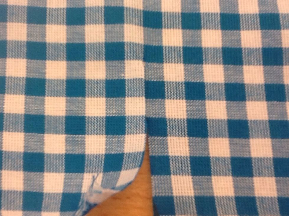 klipp p\u00e5 linjen som blir mellan tv\u00e5 f\u00e4rger.