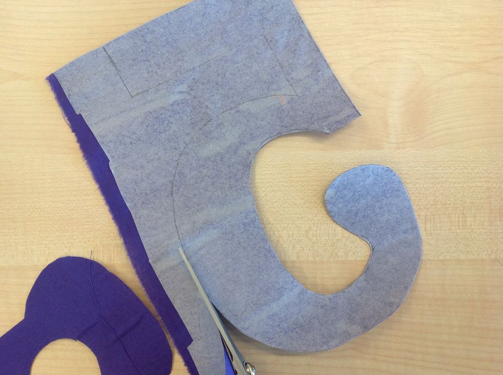 Klipp ut i linjen s\u00e5 noga som m\u00f6jligt.