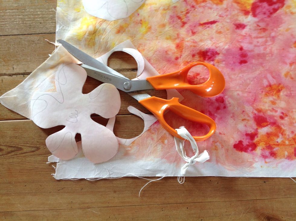 Klipp ut precis i linjerna.