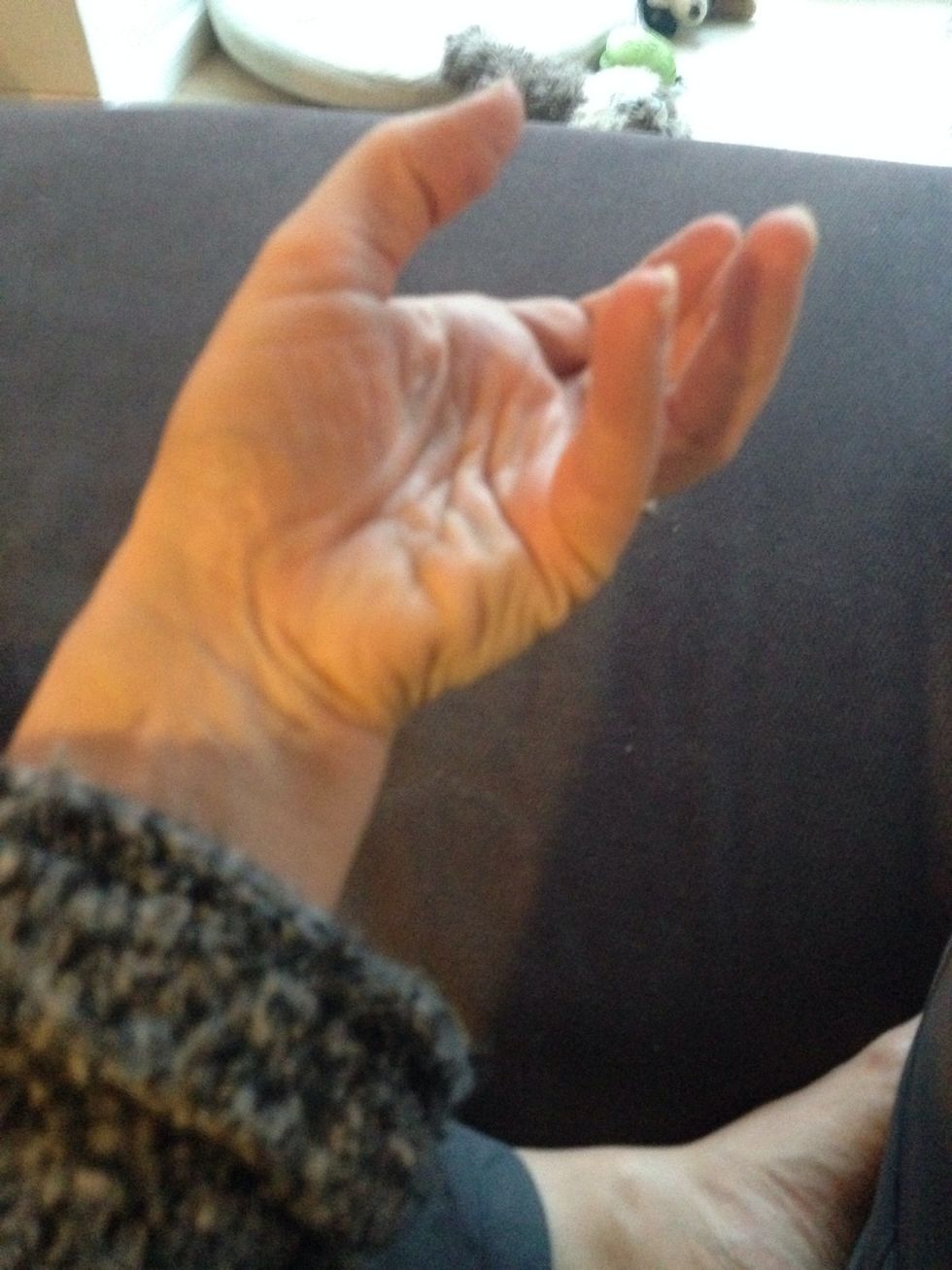 Kn\u00e6kket n\u00f8d + spire