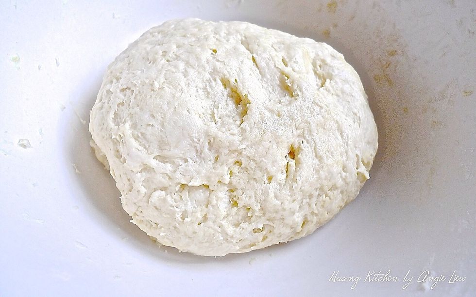 Knead into a soft yellow dough. Let the dough rest for 10 minutes.