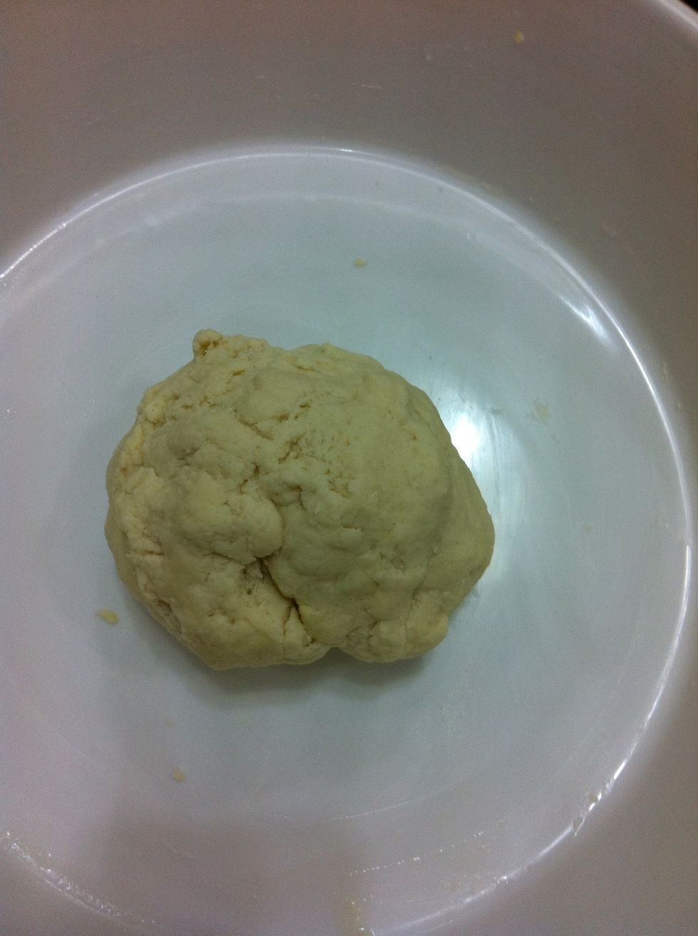 Knead the dough fully, If the dough is harsh, you can put more water.