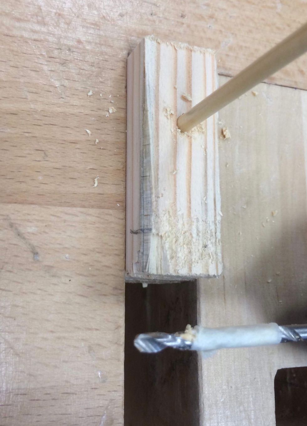 Kolla s\u00e5 rundstaven sitter ordentligt