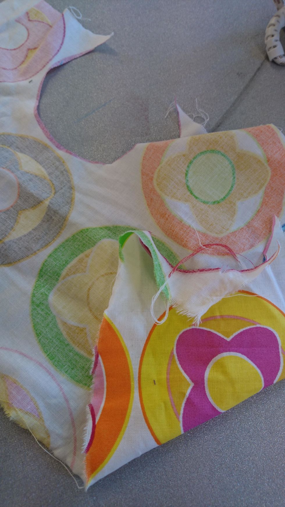 L\u00e4gg tyget du valt med avigsidan upp.