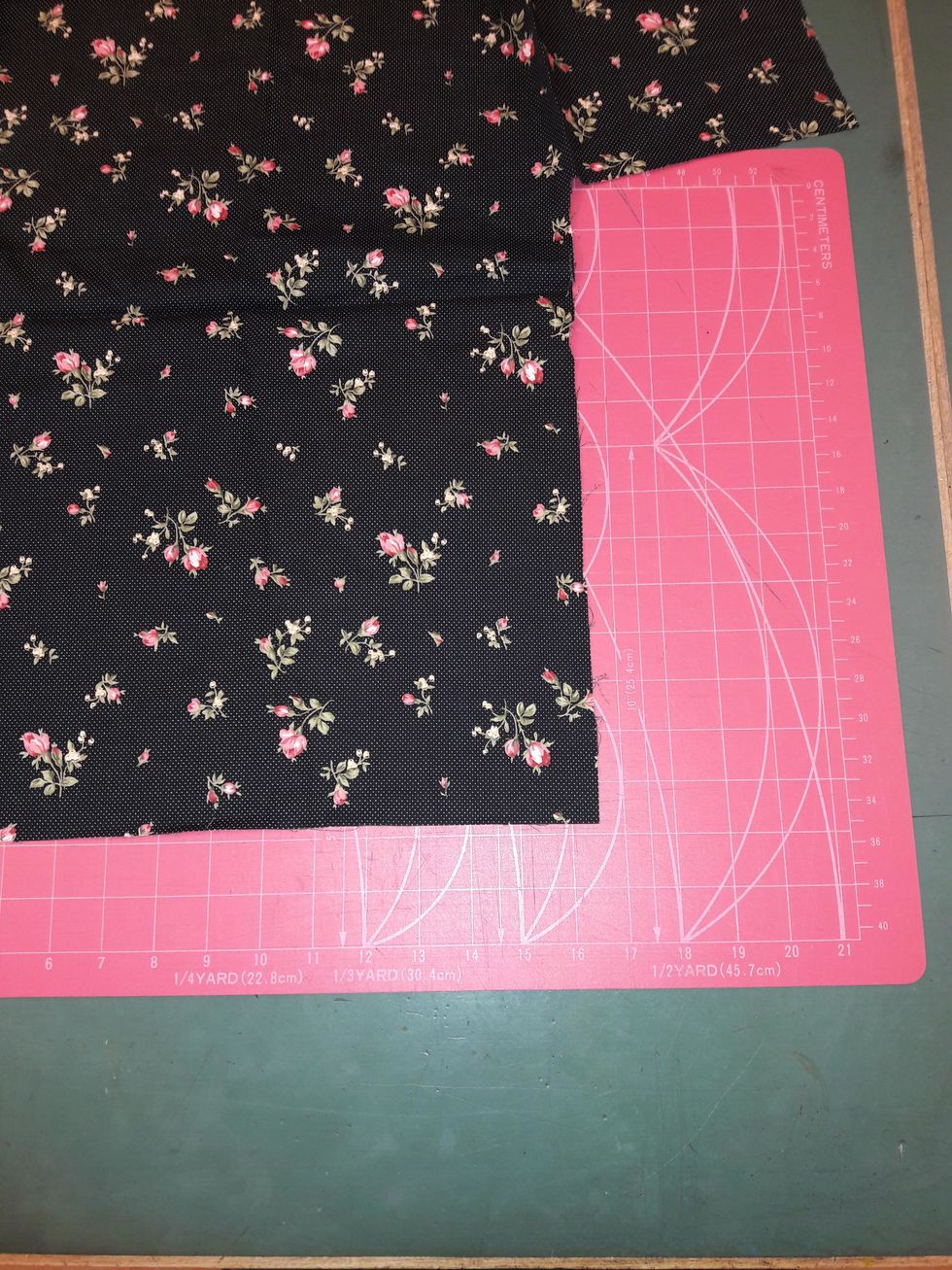 L\u00e4gg tyget du vill anv\u00e4nda p\u00e5 sk\u00e4rmattan, kolla s\u00e5 att det inte ligger dubbelt n\u00e5gonstans.