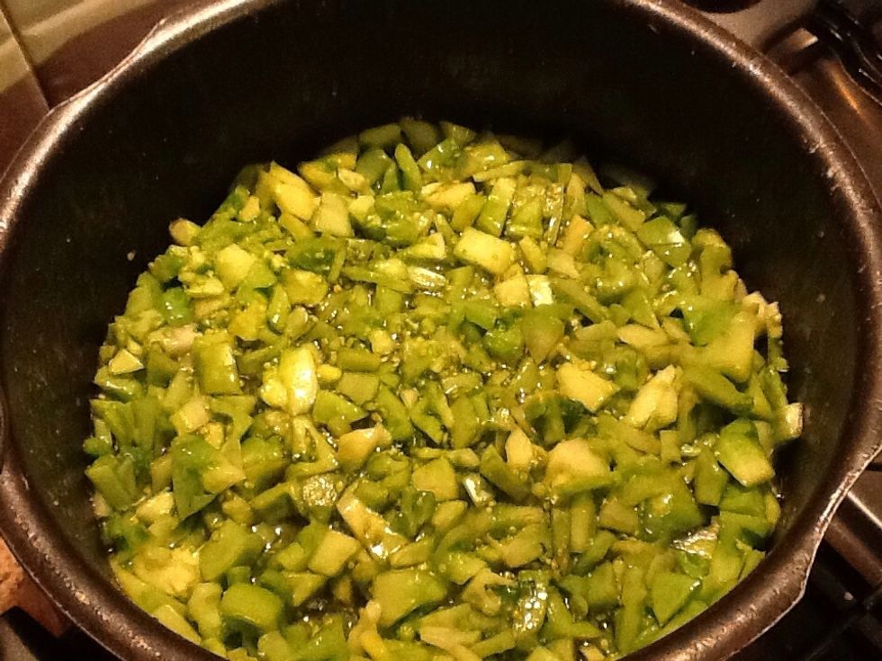 Lasciare andare in temperatura lentamente put all ingredients and cook slowly